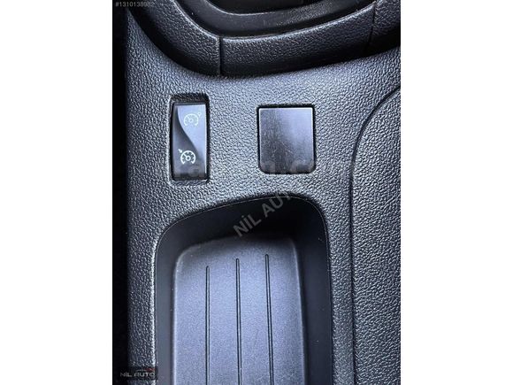 NİL OTO'dAN 2018 RENAULT CLİO 1.5dCİ JOY 135.000KM DE