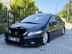 HONDA CIVIC 132.000km EMSALSİZ TEMİZLİKTE