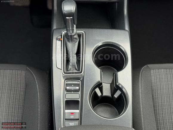 2021 CİVİC 1.5 İ-VTEC ECO ELEGANCE FAB LPG'Lİ 0.68 KREDİ İMKANI