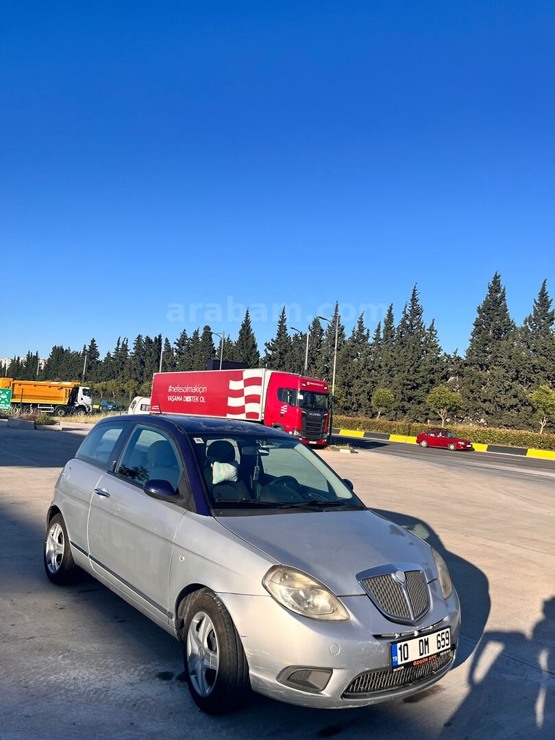 Sahibinden Lancia Ypsilon 1.3 Mjet 2007 Model İzmir 174.000 km Gri 4