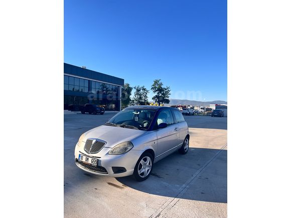 Sahibinden Lancia Ypsilon 1.3 Mjet 2007 Model 