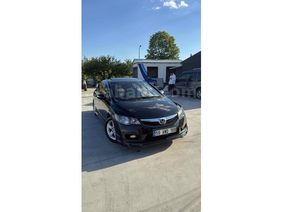 Sahibinden Honda Civic 1.6i VTEC Elegance 2010 Model 