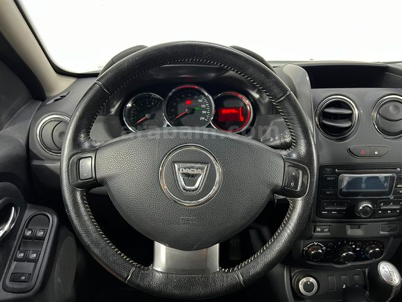 HEDEF RENAULT PLAZA'DAN 2015 DUSTER 1.5 DCİ LAUREATE 4x4