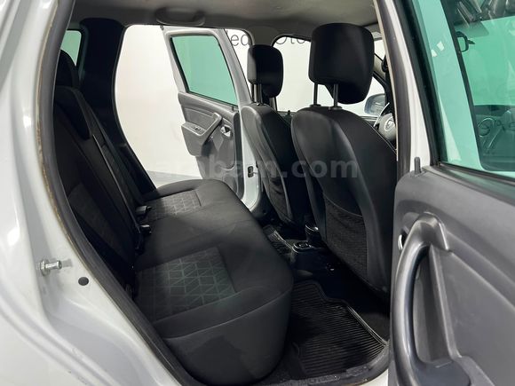 HEDEF RENAULT PLAZA'DAN 2015 DUSTER 1.5 DCİ LAUREATE 4x4