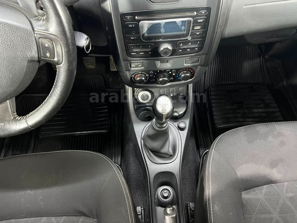 HEDEF RENAULT PLAZA'DAN 2015 DUSTER 1.5 DCİ LAUREATE 4x4