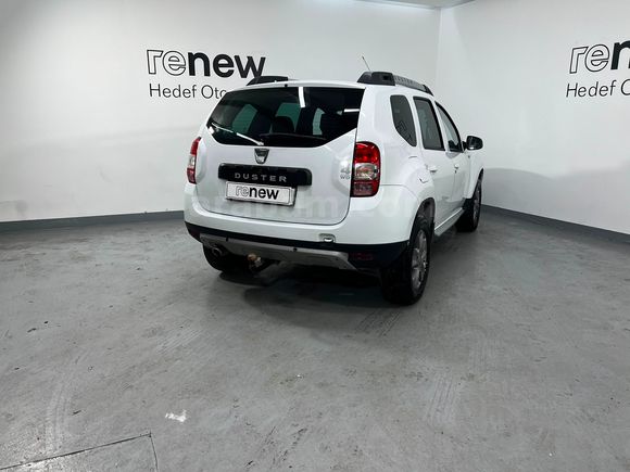HEDEF RENAULT PLAZA'DAN 2015 DUSTER 1.5 DCİ LAUREATE 4x4