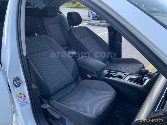 HATASIZ-BOYASIZ-2017 PASSAT-159 KM -TEMİZ -BAKIMLI