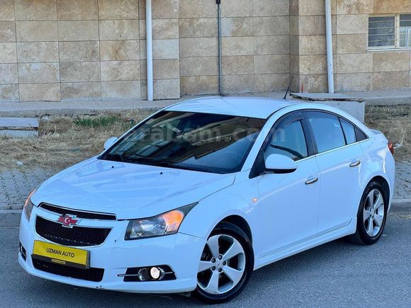 UZMAN AUTO DAN 2011 MODEL 1.6 BENZİN LPG KM 197 BİN DE