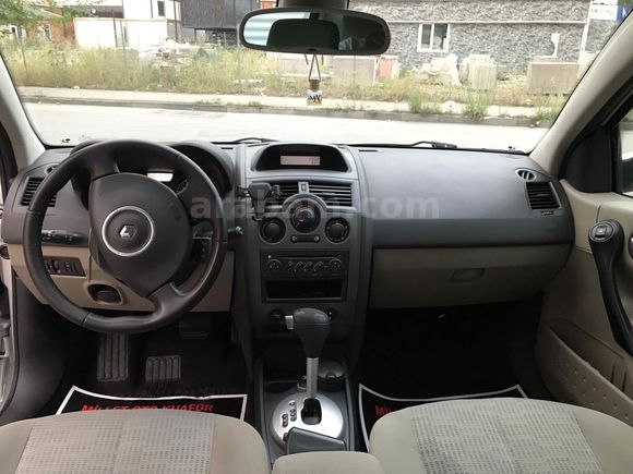 Renault Megane 1.5 dCi Expression 2009  model -Motor yeni - Muayene yeni