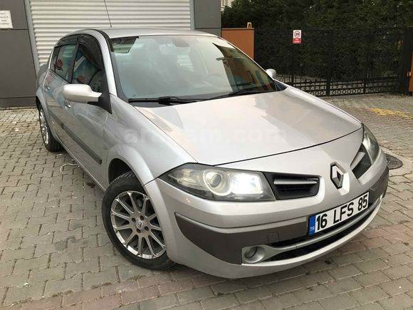 Renault Megane 1.5 dCi Expression 2009  model -Motor yeni - Muayene yeni