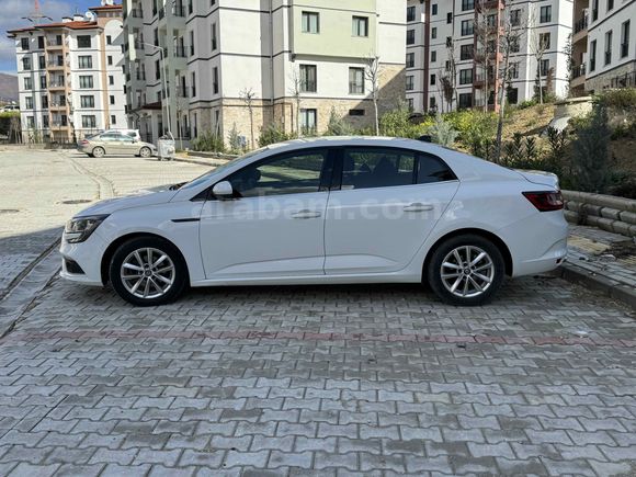 Sahibinden Renault Megane 1.5 dCi Touch 2017 Model Beyaz