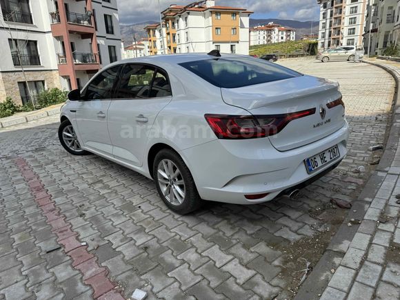 Sahibinden Renault Megane 1.5 dCi Touch 2017 Model Beyaz