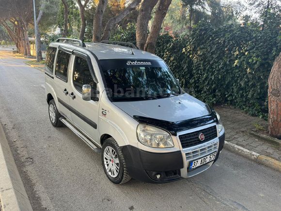 Galeriden Fiat Doblo Combi 1.3 Multijet Safeline 2011 Model İstanbul