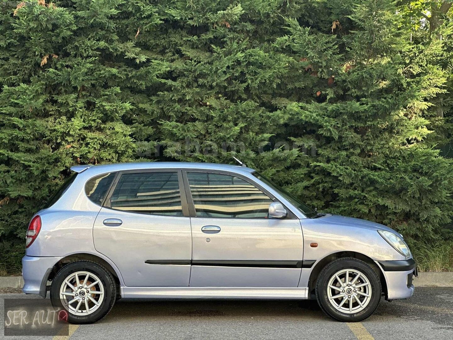 Galeriden Daihatsu Sirion 1.3 Touring 2004 Model İstanbul 210.000 km Mor 7