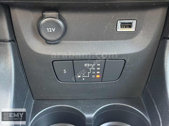 2023-C3 1.2 PURETECH SHİNE SADECE 12.000 KM KUSURSUZ