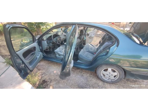 Sahibinden Renault Megane 2.0 RXT 1998 Model
