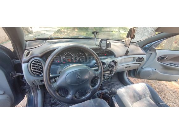 Sahibinden Renault Megane 2.0 RXT 1998 Model