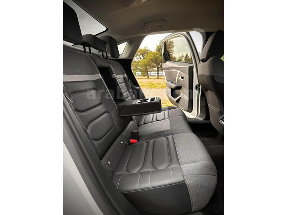 Sahibinden Citroen C4 X 1.2 PureTech Shine 2024 Model