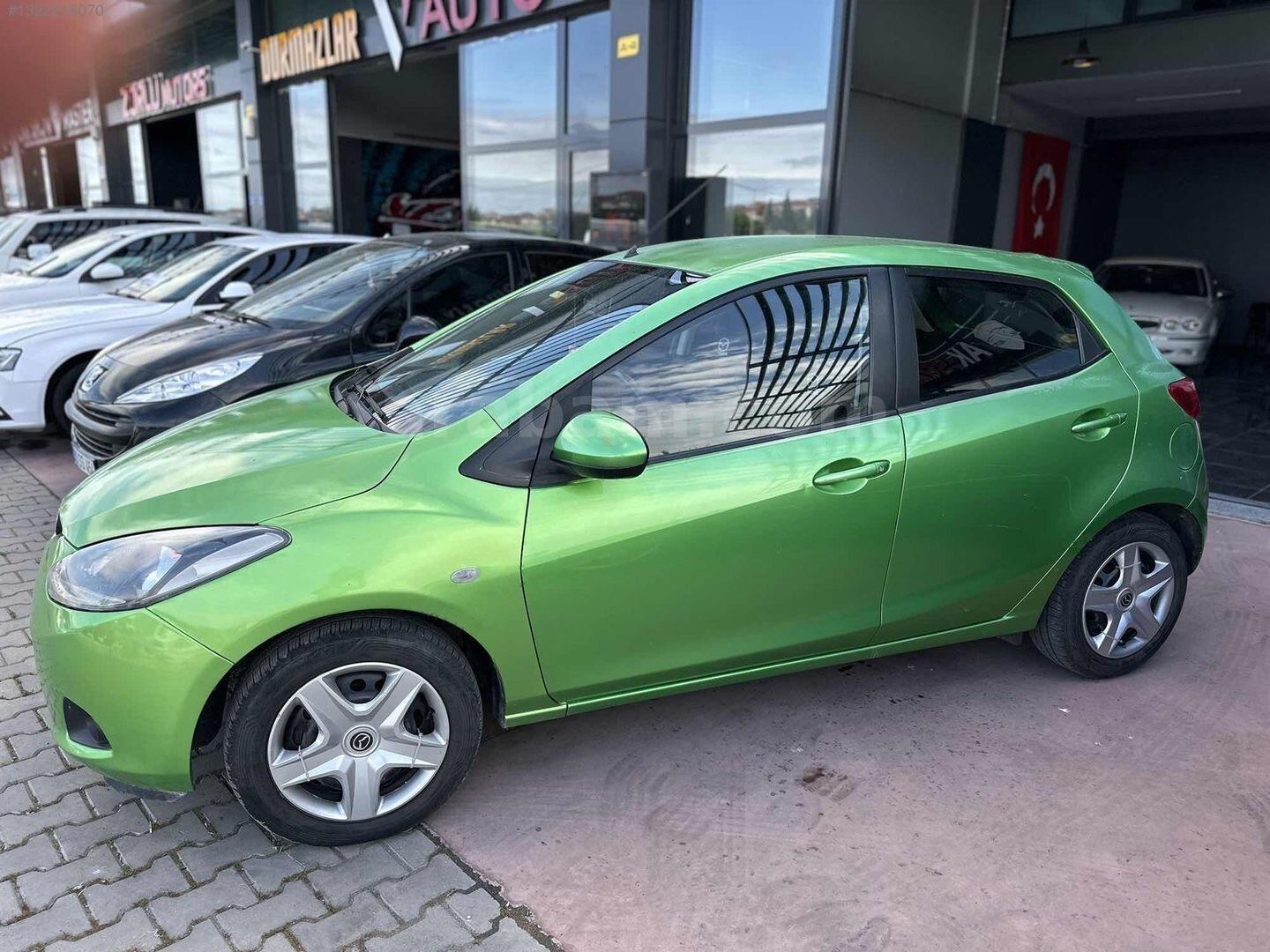 Galeriden Mazda 2 1.3 Mid 2009 Model Tekirdağ 161.000 km Yeşil 5