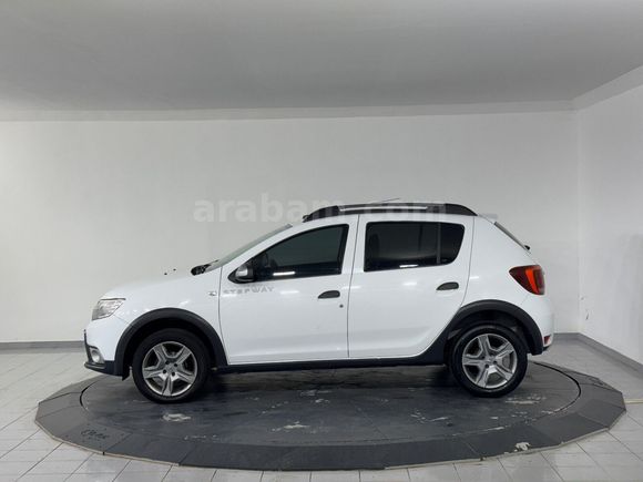 Renault Yetkili Bayi Günerlerden Sandero Stepway