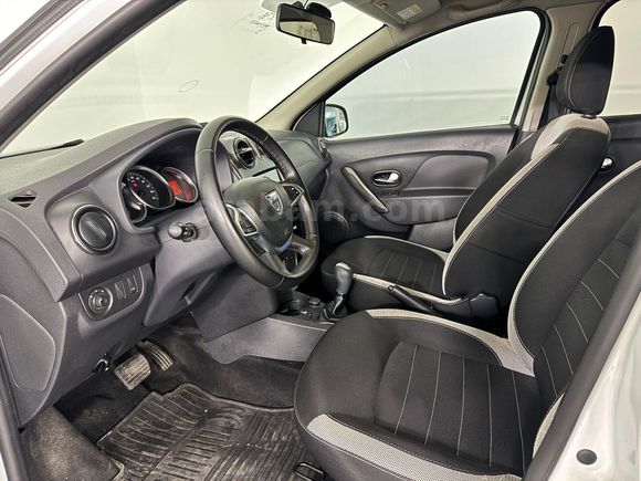 Renault Yetkili Bayi Günerlerden Sandero Stepway
