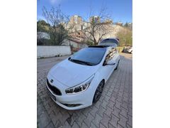 Sahibinden Kia Ceed 1.6 CRDi Premium 2013 Model 