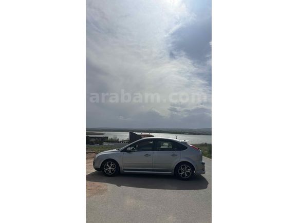 Sahibinden Ford Focus 1.6 Ghia 2006 Model  272.000 km