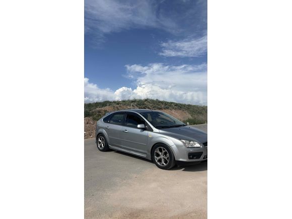 Sahibinden Ford Focus 1.6 Ghia 2006 Model  272.000 km