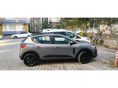 Sahibinden Dacia Sandero 1.0 TCe Extreme 2025 Model  11.000 km Gri (titanyum)
