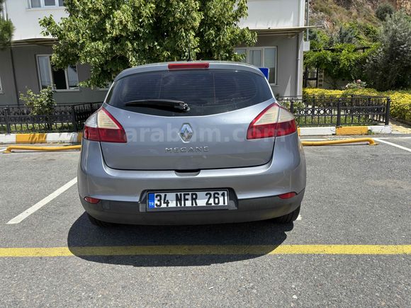 Sahibinden Renault Megane 1.6 Dynamique 2009 Model 