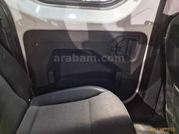 Mais İzmir Şube Renault Express Combi 1.5 BlueDCI Joy
