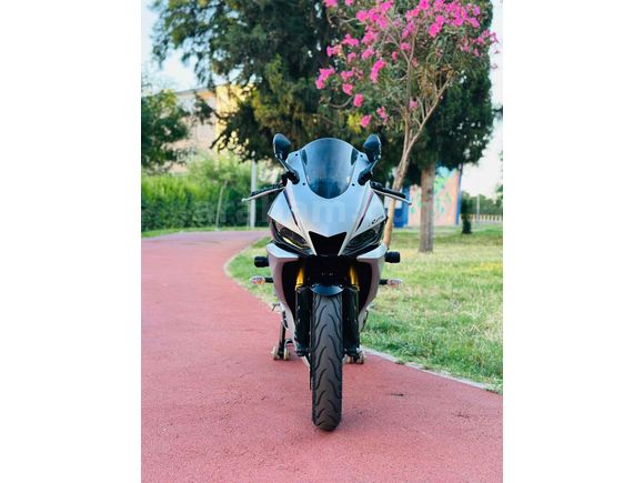 Sahibinden Yamaha YZF R25 ABS 