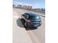 Sahibinden Opel Astra 1.4 Essentia 2011 Model Kırıkkale 204.000 km Lacivert