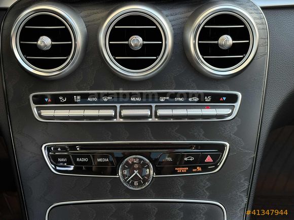 118 BINDE BOYASIZ 2018 MODEL C 200d AMG ÇİFT HAFIZA CAM TAVAN