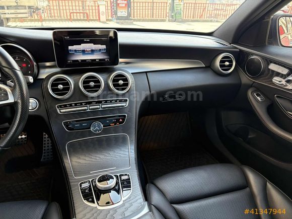 118 BINDE BOYASIZ 2018 MODEL C 200d AMG ÇİFT HAFIZA CAM TAVAN