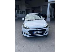 Sahibinden Hyundai i20 1.4 CRDi Style 2015 Model 