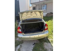 Sahibinden Hyundai Accent 1.3 Admire 2003 Model  240.000 km Sarı