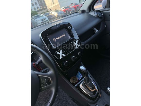 Emsalsiz clio  