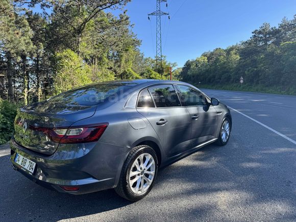 Sahibinden Renault Megane 1.5 dCi Touch 2018 Model 