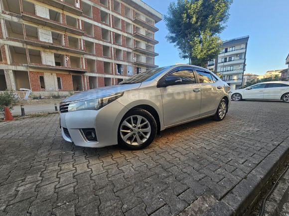 Sahibinden Toyota Corolla 1.4 D-4D Advance 2015 Model