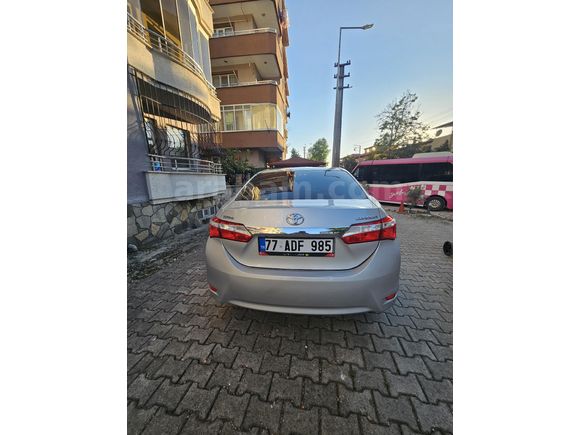 Sahibinden Toyota Corolla 1.4 D-4D Advance 2015 Model