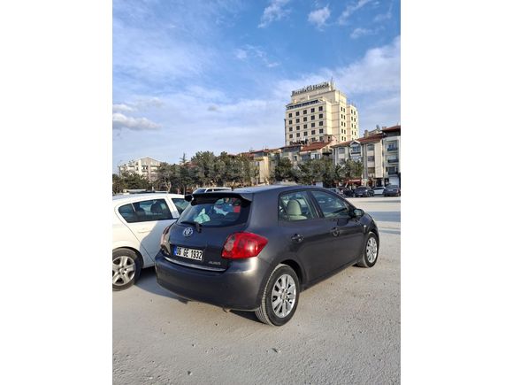 Sahibinden Toyota Auris 1.6 Elegant 2008 Model