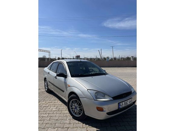 Sahibinden Ford Focus 1.6 Ghia 2000 Model 