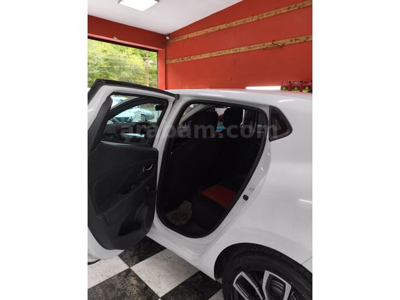 Renault Clio 1.5 dCi Joy 2015 Model  124.000 km Beyaz