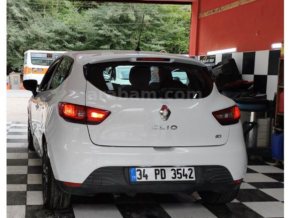 Renault Clio 1.5 dCi Joy 2015 Model  124.000 km Beyaz