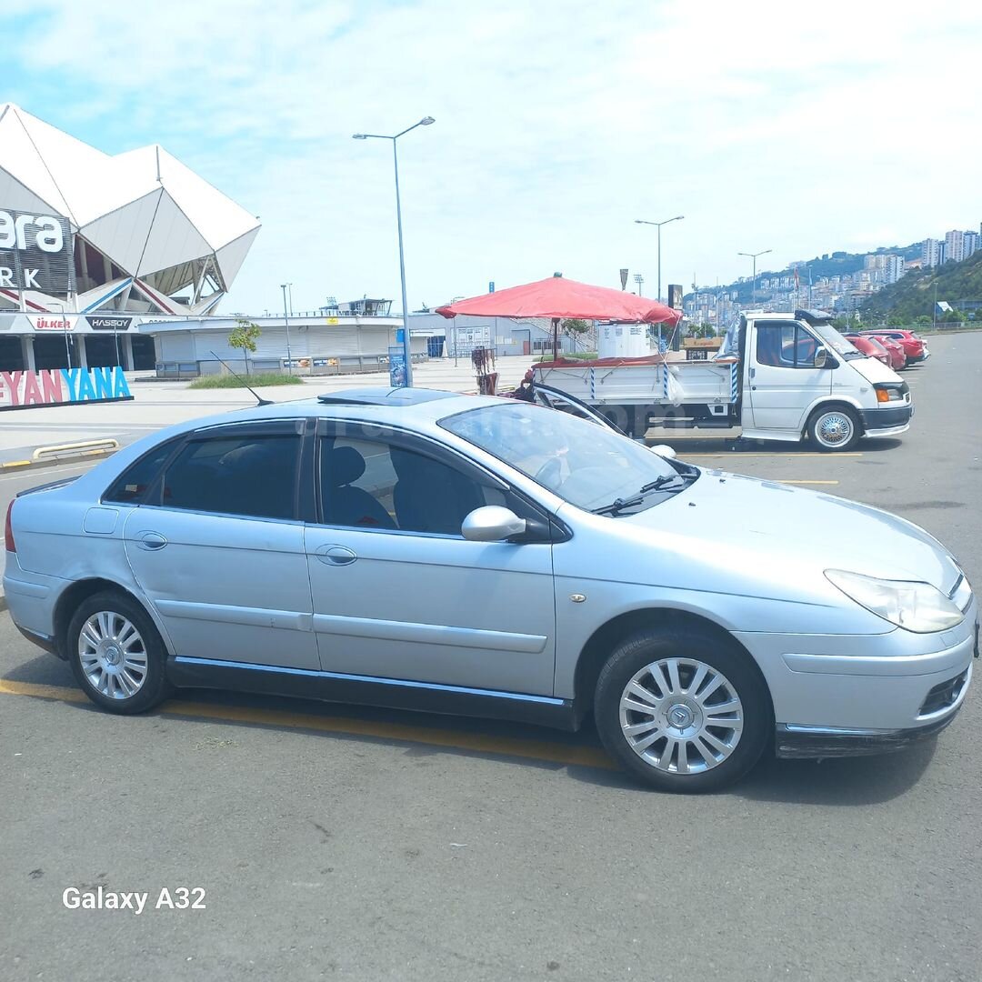 Sahibinden Citroen C5 1.6 HDi SX PK 2007 Model Trabzon 283.000 km Gri (Gümüş) 7