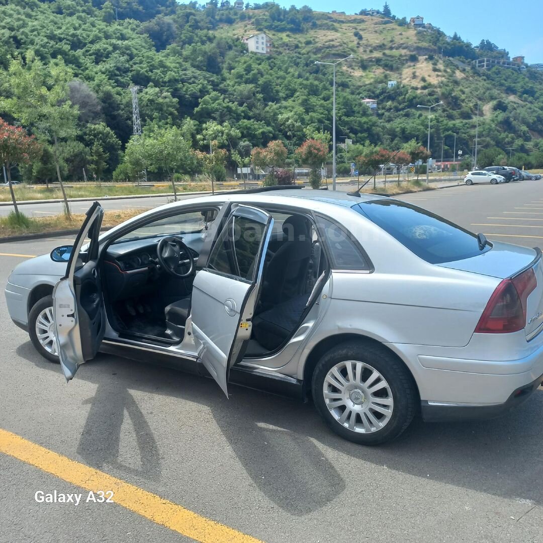 Sahibinden Citroen C5 1.6 HDi SX PK 2007 Model Trabzon 283.000 km Gri (Gümüş) 4