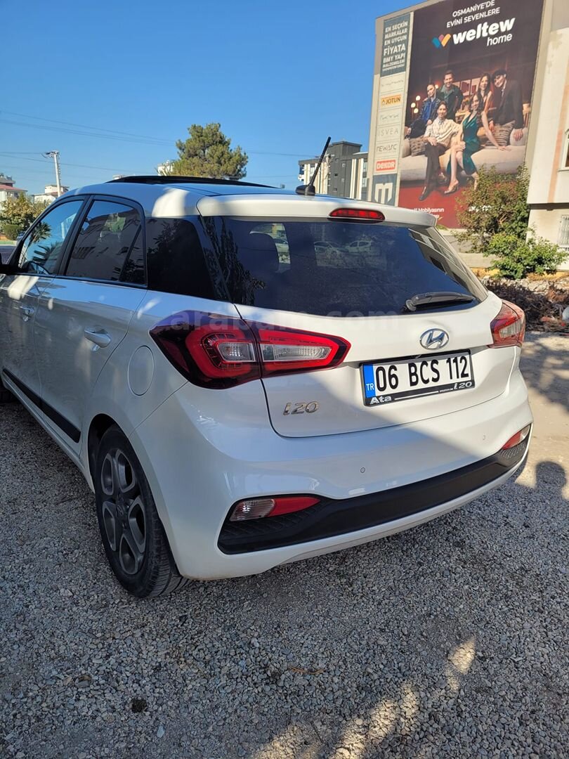 Sahibinden Hyundai i20 1.4 MPI Elite Smart 2019 Model Osmaniye 68.000 km Beyaz 2