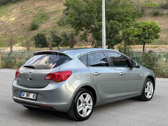 2015 ‘179.000’ KM HATASIZ BOYASIZ 1.6 ÖZEL PLAKA ASTRA J