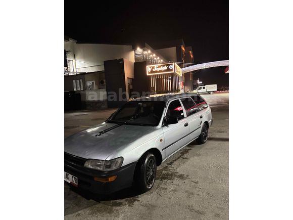 Sahibinden Toyota Corolla 1.3 ECO 2000 Model  296.000 km Gri